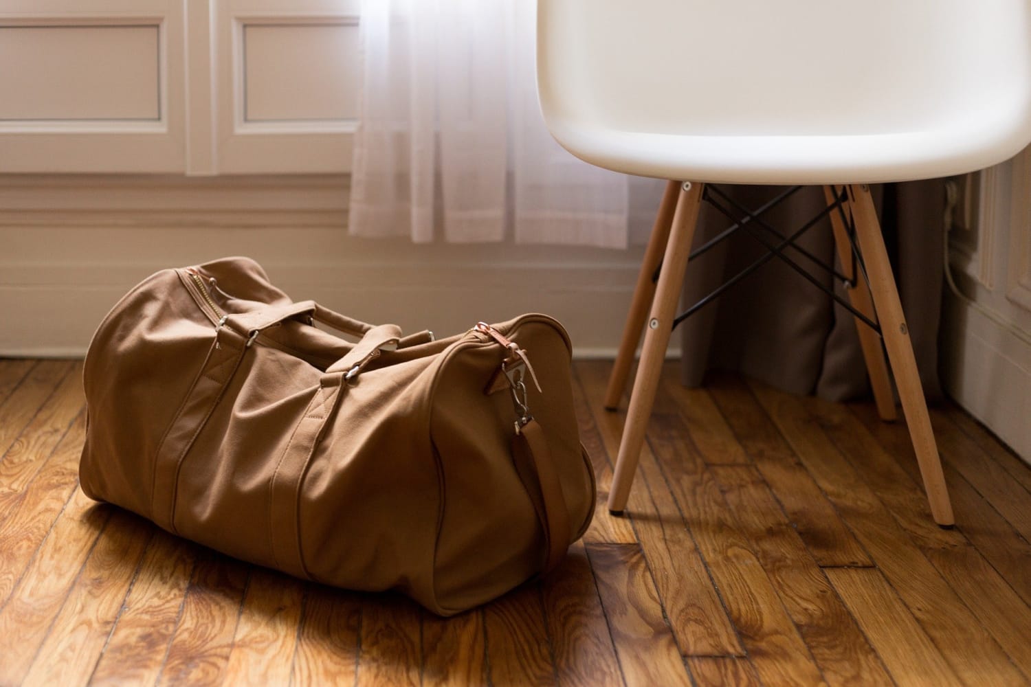 Bayfield Bags Toiletries Bag Mens Leather–Dopp Kit-Genuine Brown Oiled Leather-Mens Travel Toiletries Bag
